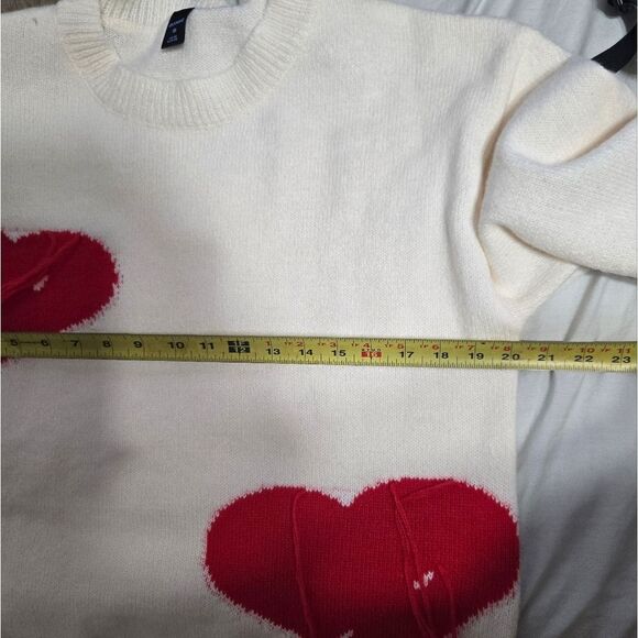 Romwe Heart Pattern Fringe Trim Drop Shoulder Sweater Sz Small - Picture 10 of 13